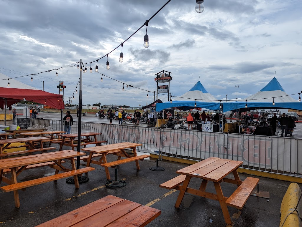 Bar & grill in Nisku