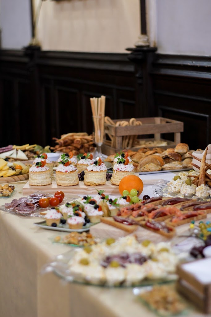 La Barra del Casino (Restaurante Torrevieja) — Comida y bebida