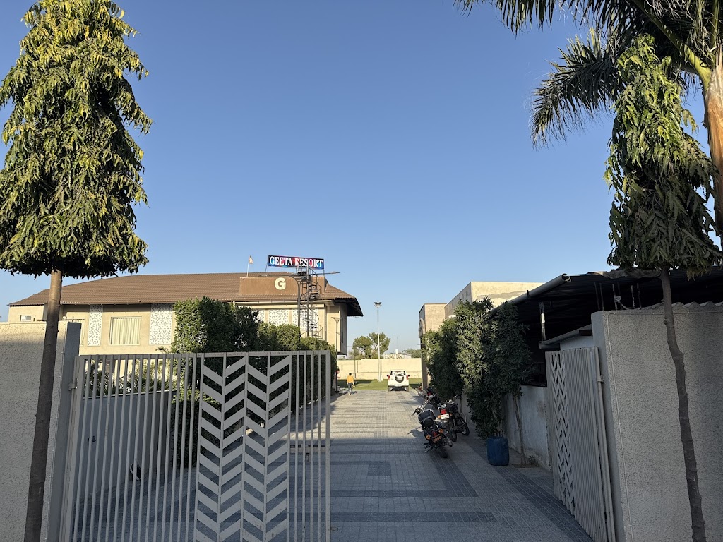 Geeta Resort