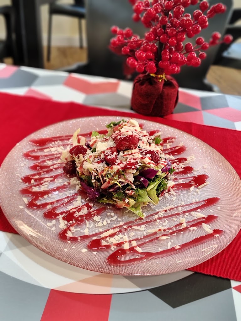 Restaurante Caprichoso — Comida y bebida