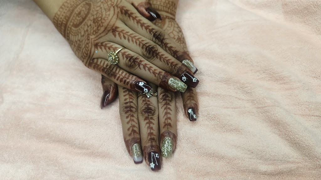 Royal Beauty Salon And Academy