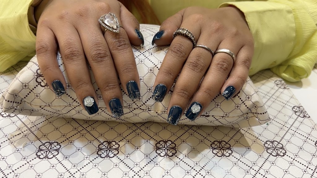 The Sleek Unisex Salon