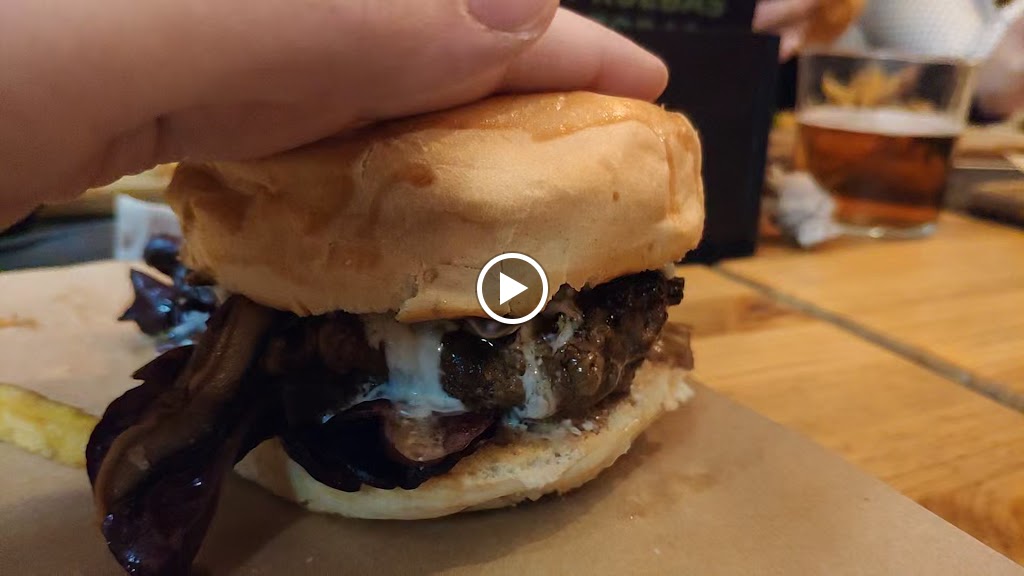 La Calle Burger Fuengirola — Videos