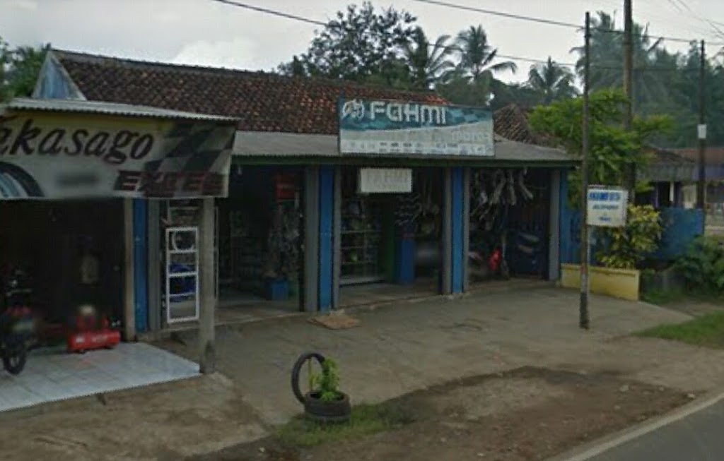 Fahmi Motor Acsessoris, Spareparts dan Service