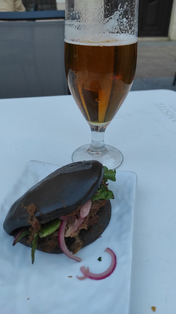 Guateke drink & food — Comida y bebida