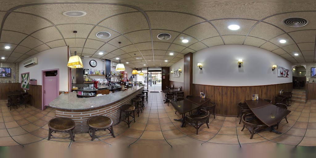 El Vienes - Cafeteria — Ambiente