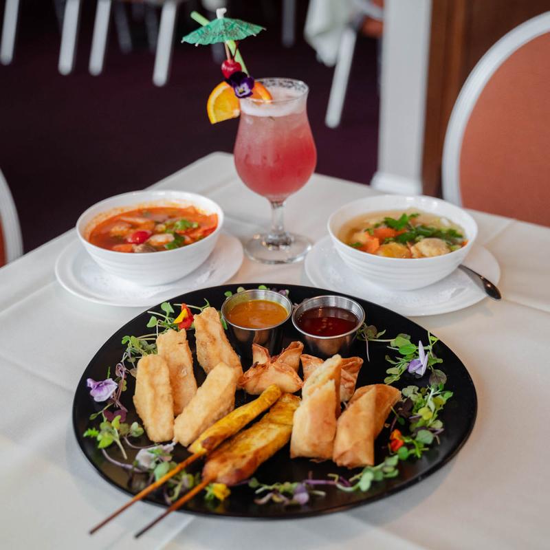 Emerald Thai Cuisine & Sushi Bar