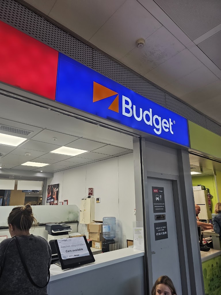 Budget Alquiler de coches - Aeropuerto de Ibiza — Exterior