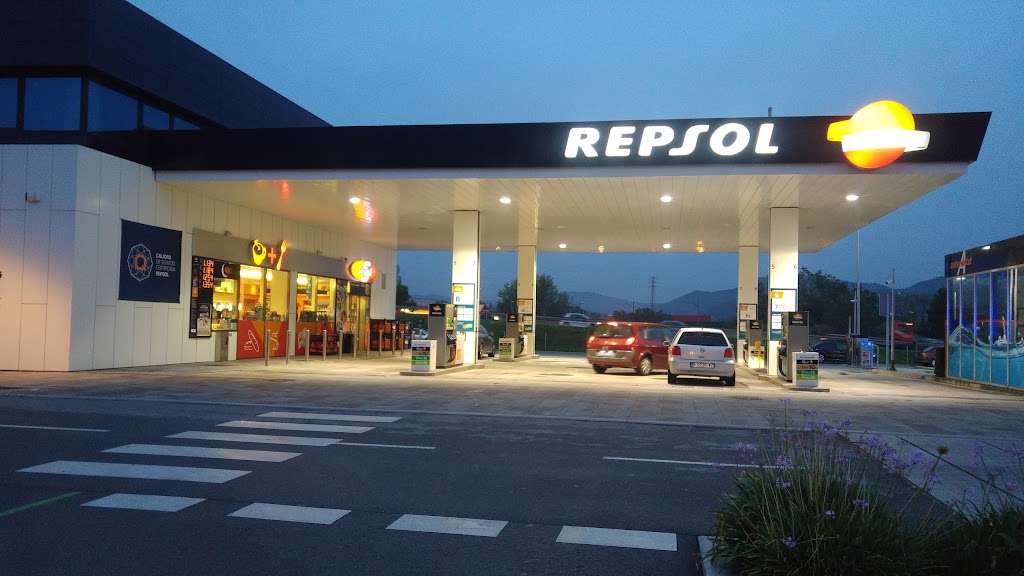 Estacion de Servicio Repsol — Estacion de servicio
