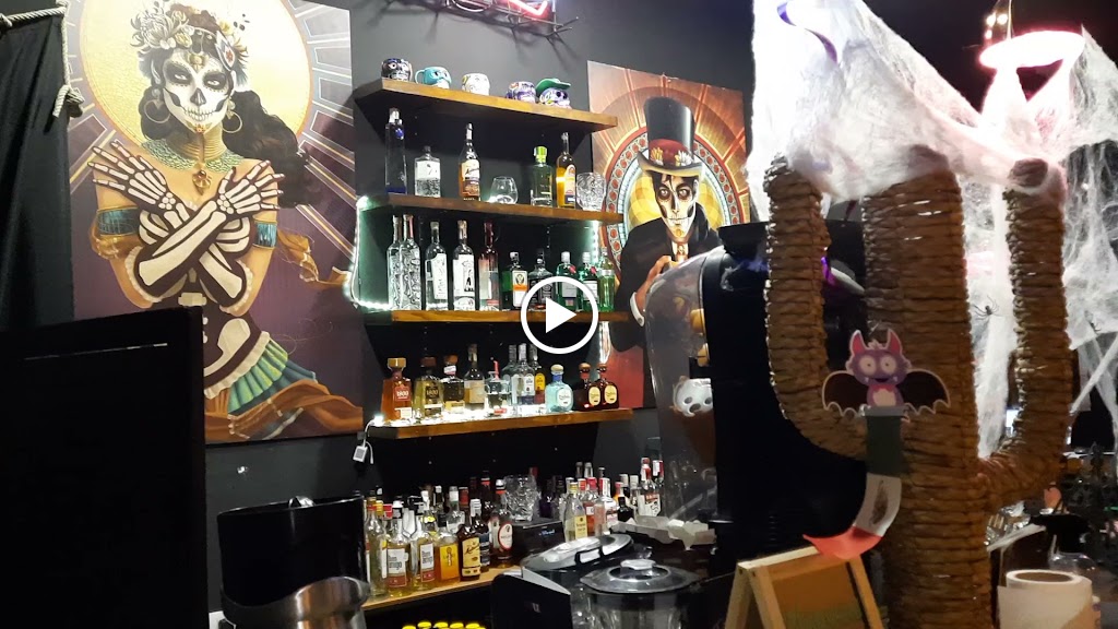 REGIA 77 Restaurante Mexicano — Ambiente