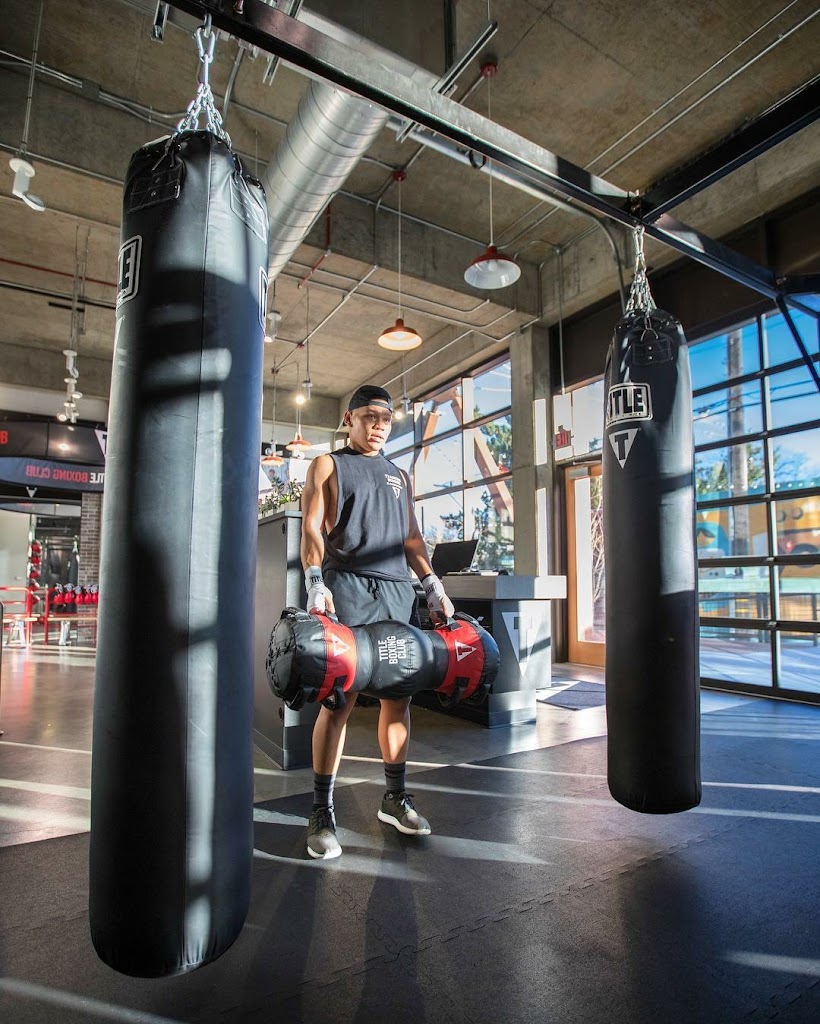  TITLE Boxing Club Ice Blocks