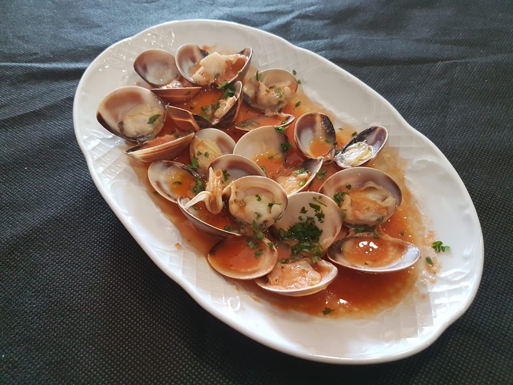 El Caliu de Castellar — Comida y bebida