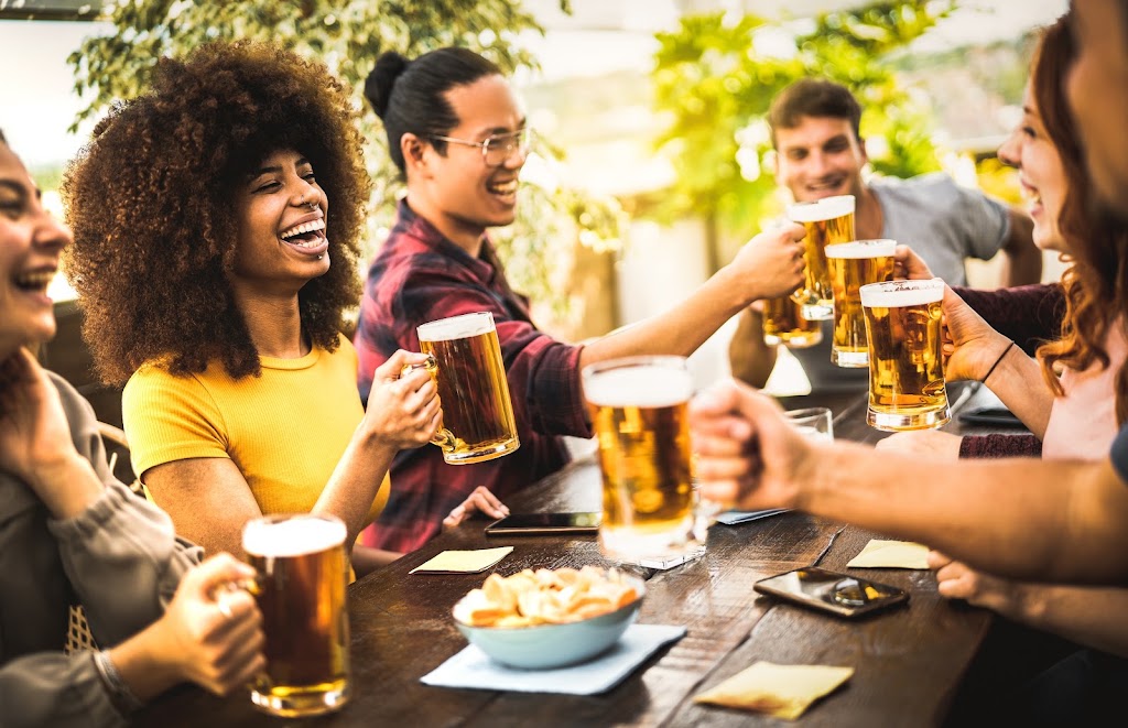 Cafe-Bar Hollywood — Del propietario