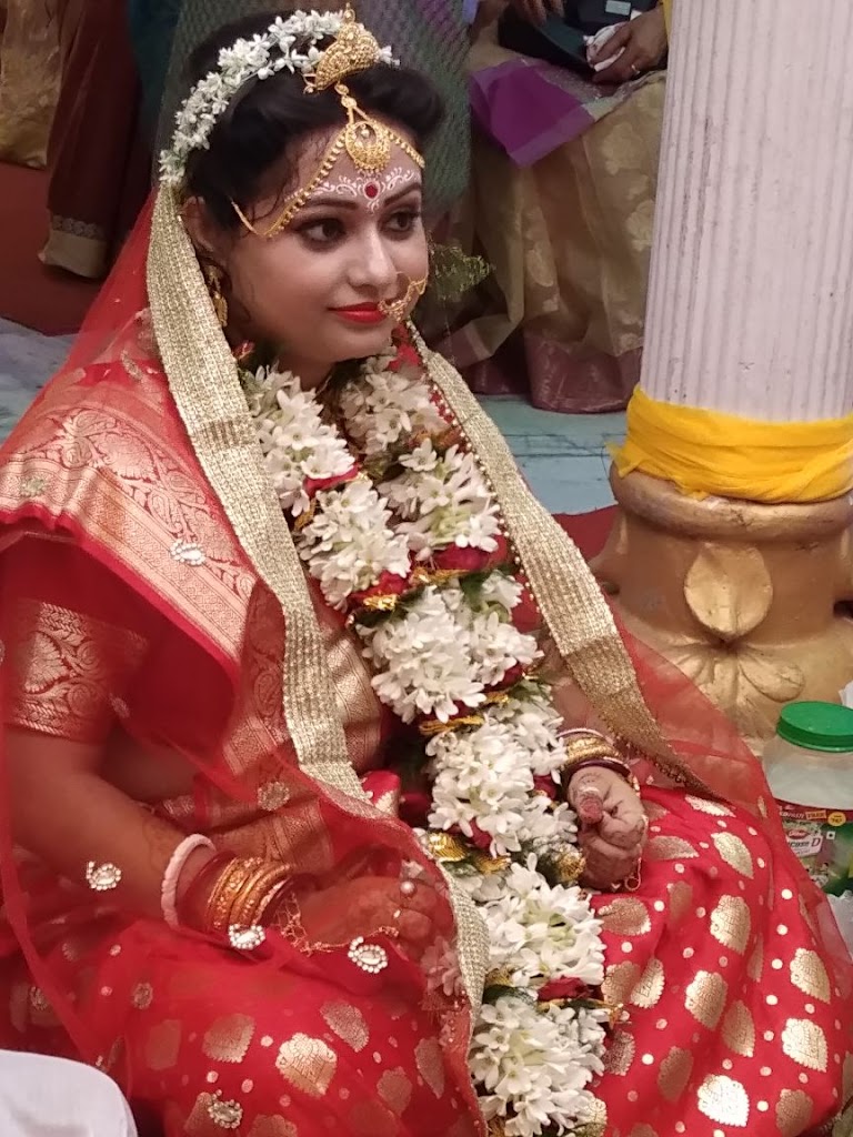 Ovenus Beauty Parlour