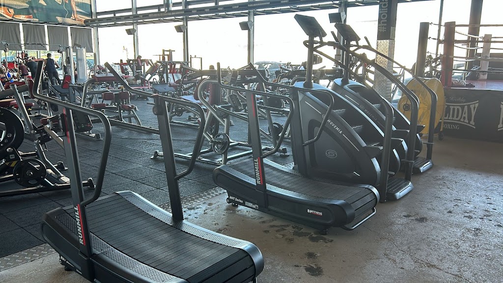Gimnasio Holiday Gym L'Aljub Elx — Maquina de ejercicio