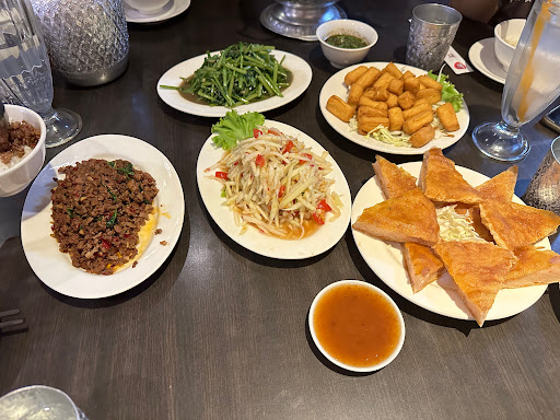 泰皇99泰皇泰緬雲南餐廳 的照片