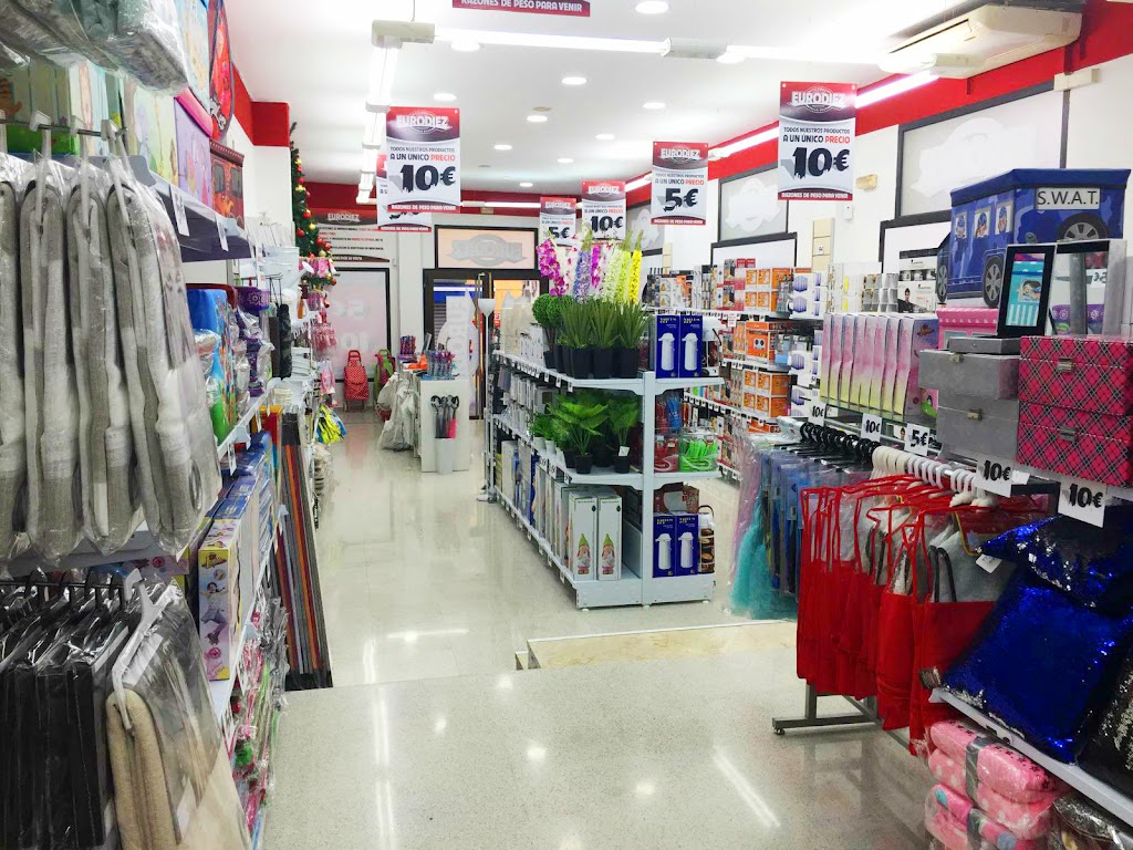 Foto 2 de Tiendas Eurodiez S.L.