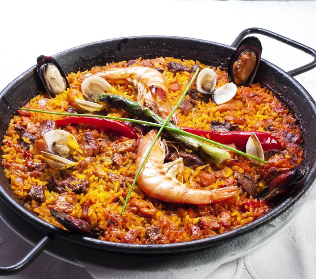 Restaurante Guarapo Jardin del Sol — Comida y bebida