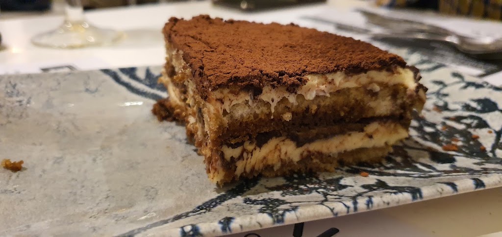 Viavai Gastrobar — Tiramisu