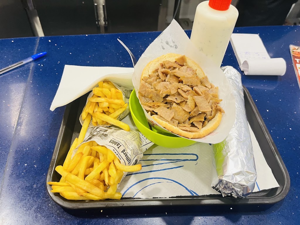 Turkia Kebab — Papas fritas