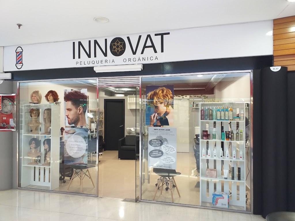 Peluqueria Innovat A Barca — Exterior