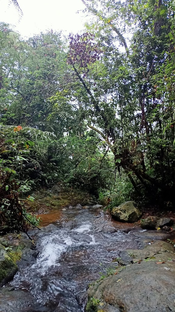 Buper Tugu Gunungsawal