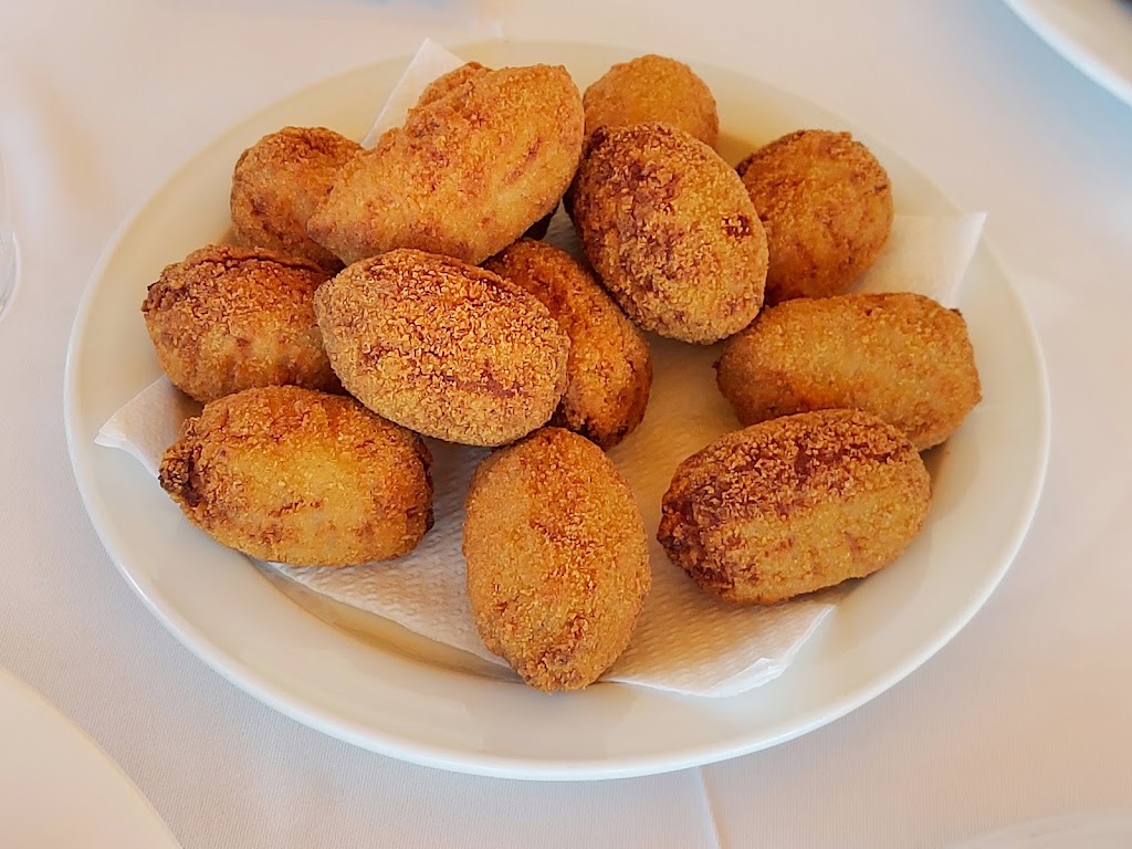 Restaurant del Club — Comida y bebida