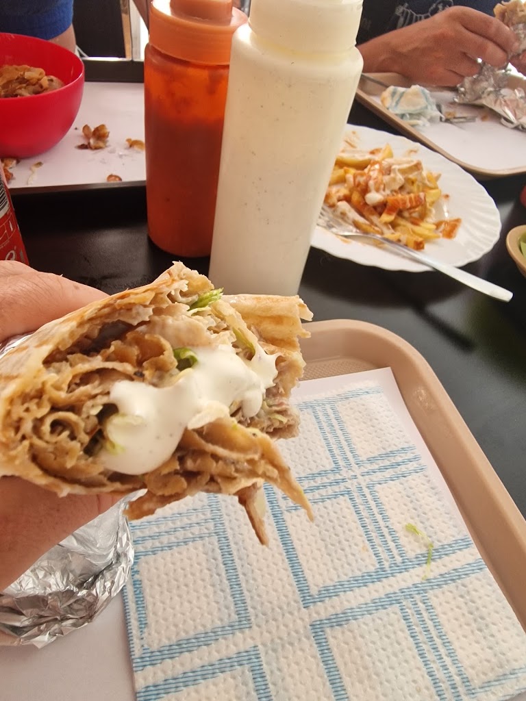Golden Kebab House Mazarron — Comida y bebida