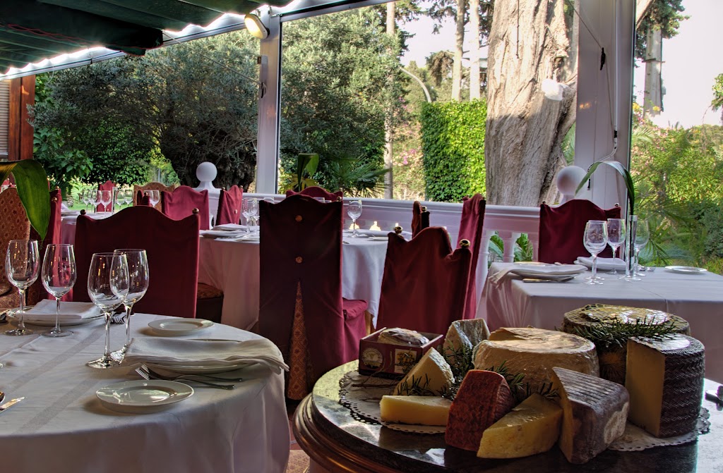 Restaurante El Faro de El Puerto — Comida y bebida