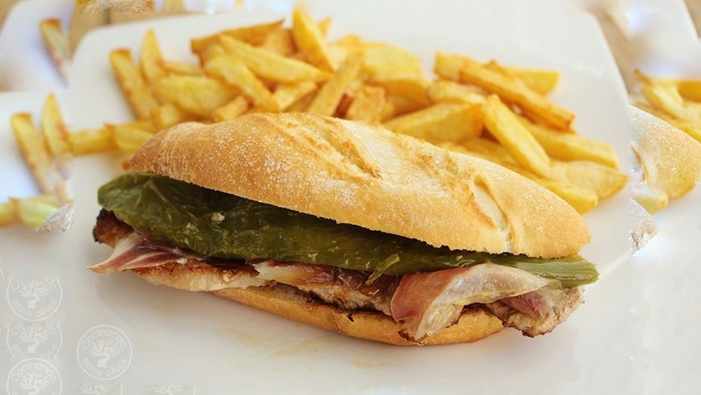 Bar Carriles — Comida y bebida