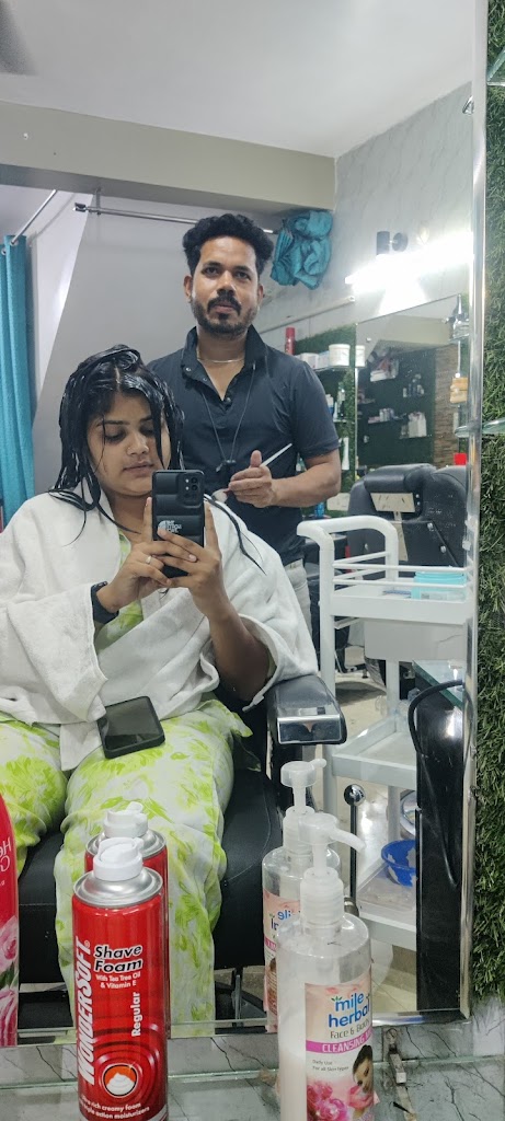 Sahil Unisex Salon And Hair Wig