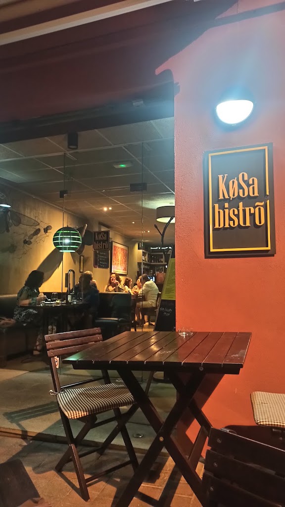 Kosa Bistro — Ambiente