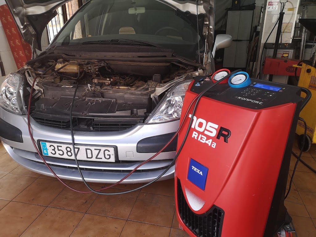Tapiauto Reparacion del Automovil (Puerto de Sagunto) — Del propietario