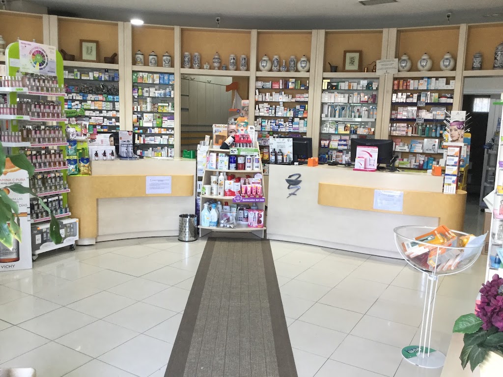 Farmacia Ma Luz Pinedo Perucho — Del propietario