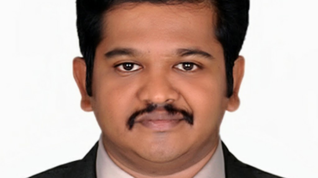 Dr. Dr R Manikanda Kumaran Md Dm