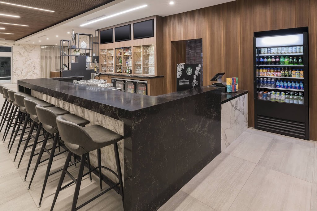 The Bistro - Eat. Drink. Connect.