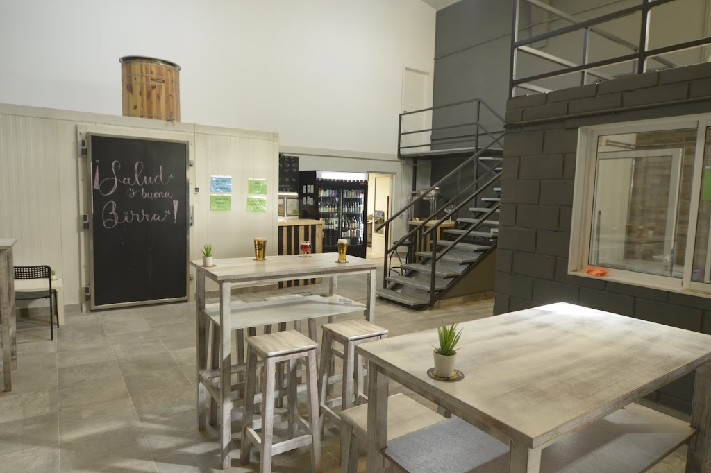 Cervezas Yria YRIA TAPROOM — Ambiente