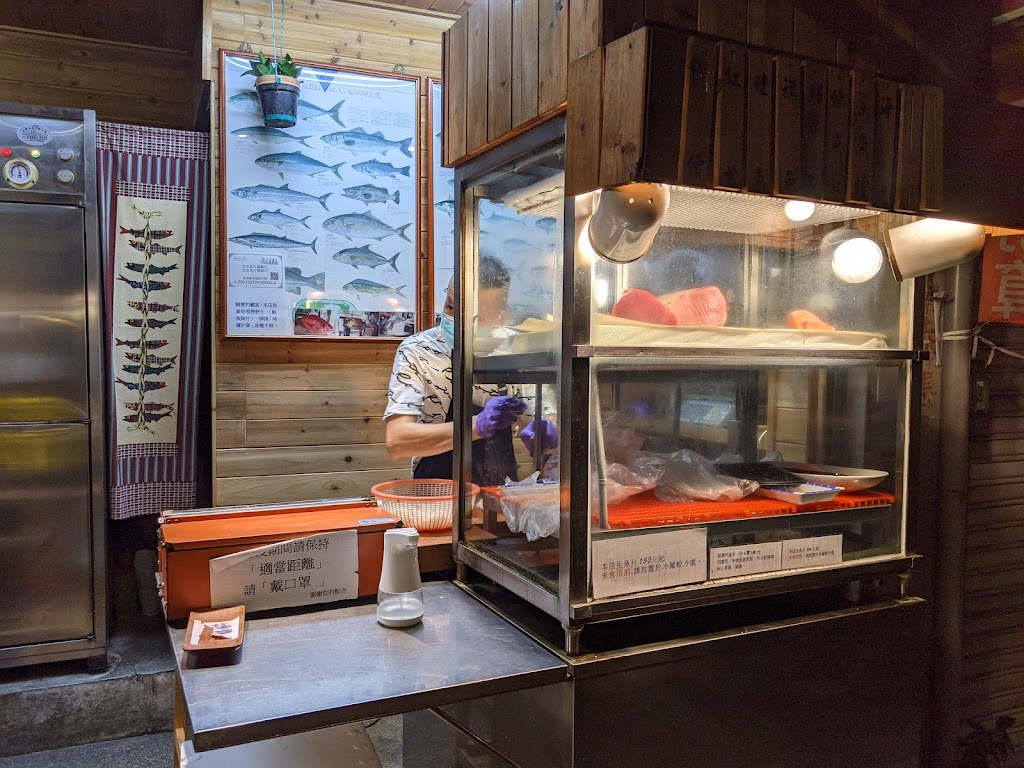 宏生魚片握壽司 的照片