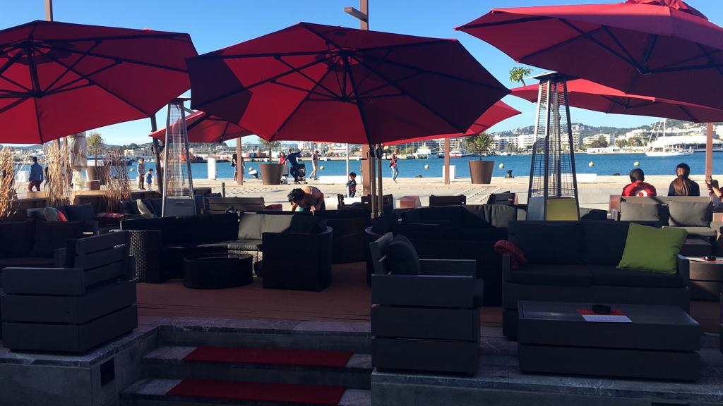 THE ROCK IBIZA — Ambiente