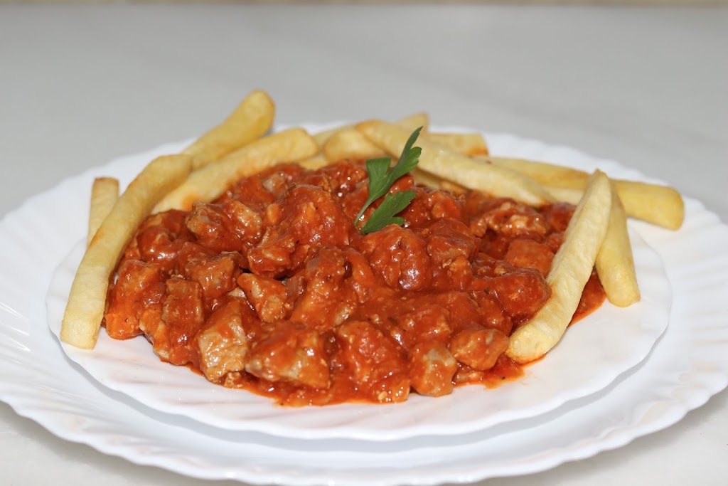 El Imperio Del Pollo — Comida y bebida