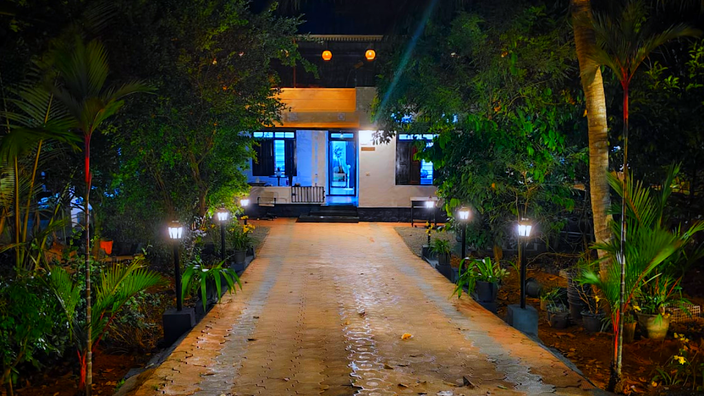Aalmaram By Kizhakeyil Guest House