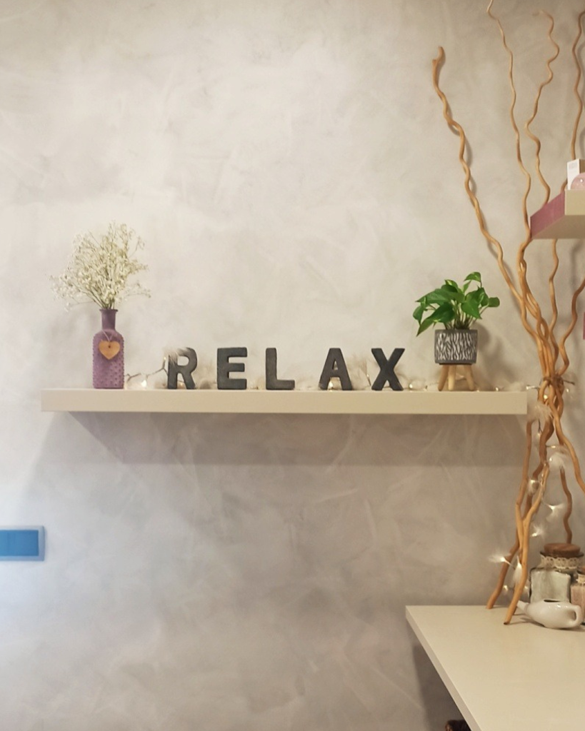 Estetica holistica y masajes relajantes en Olot | Belleza y masajes Mai