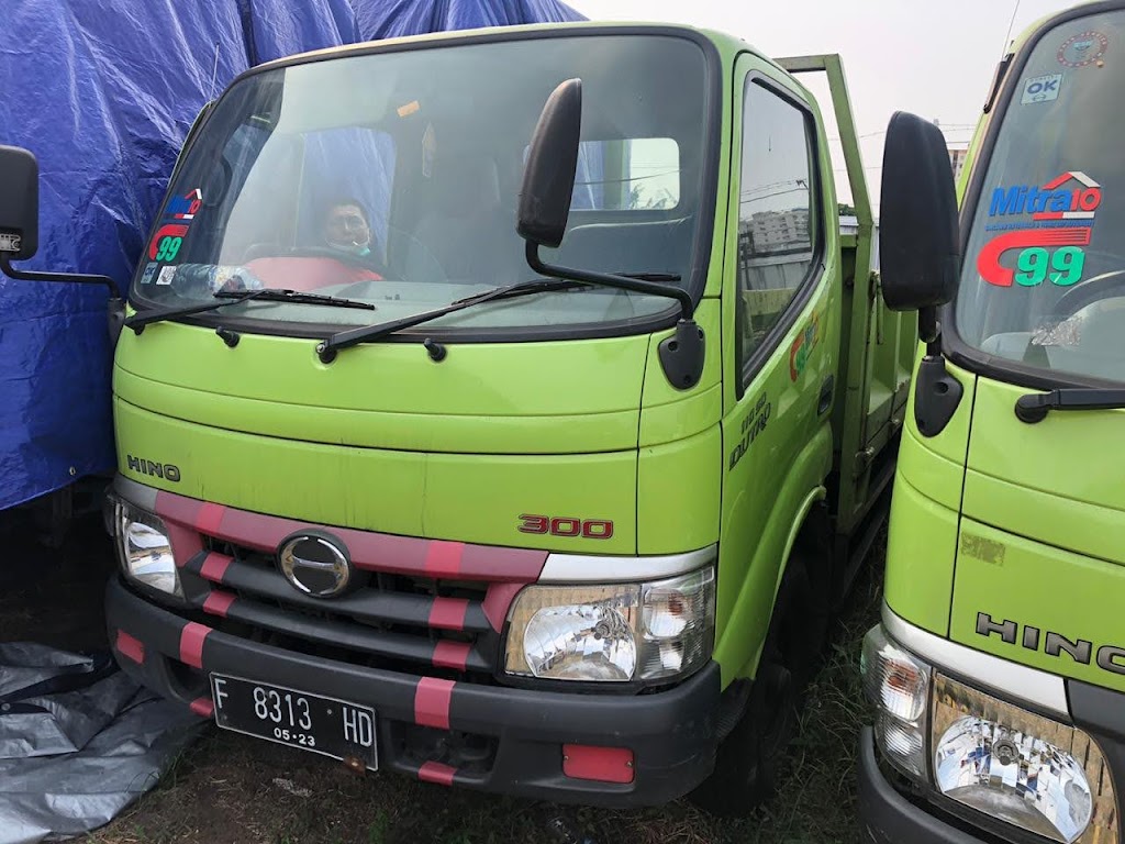 Refat Jaya Motor
