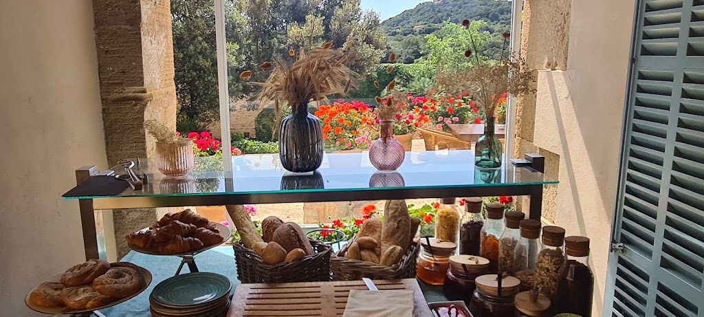 Restaurante Andreu Genestra — Comida y bebida