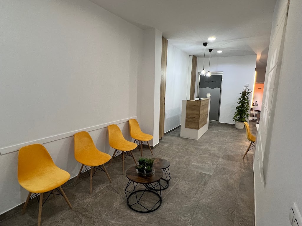 Olmedo & Velasco — Interior