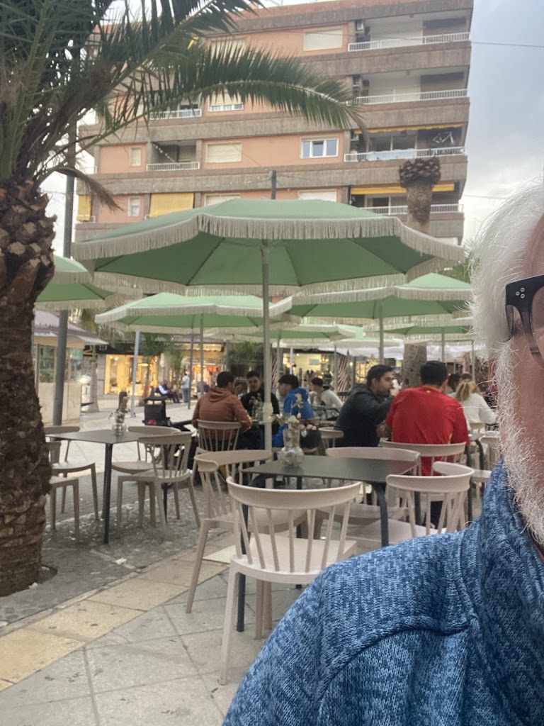cafe bar la opera — Ambiente