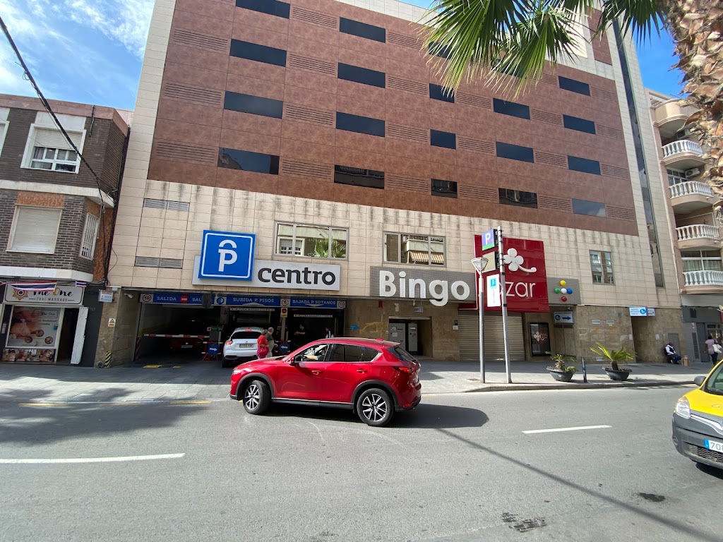 Acceso Peatonal Parking