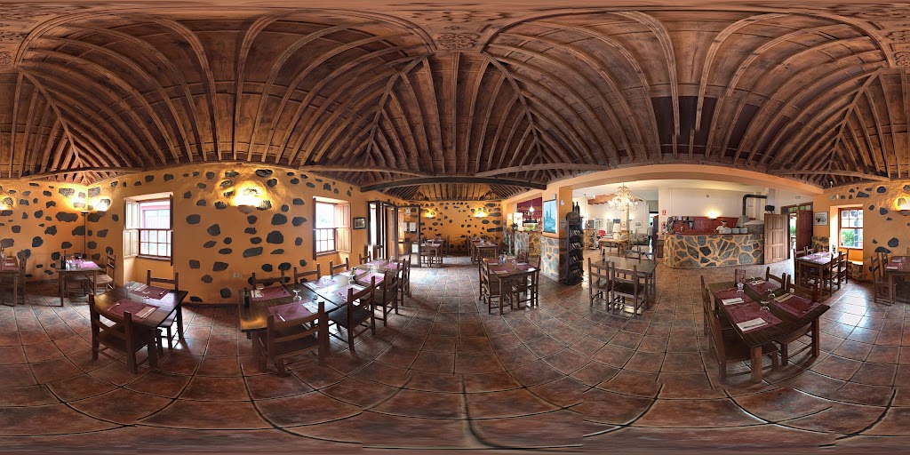 Restaurante Cantina Due Torri — Ambiente