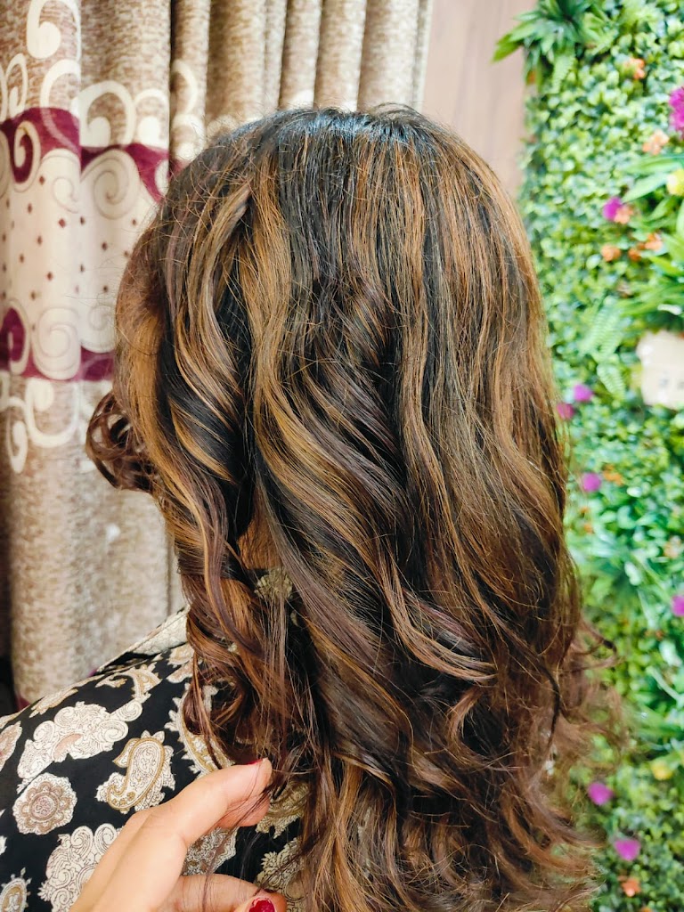 Palak Ladies Beauty Salon