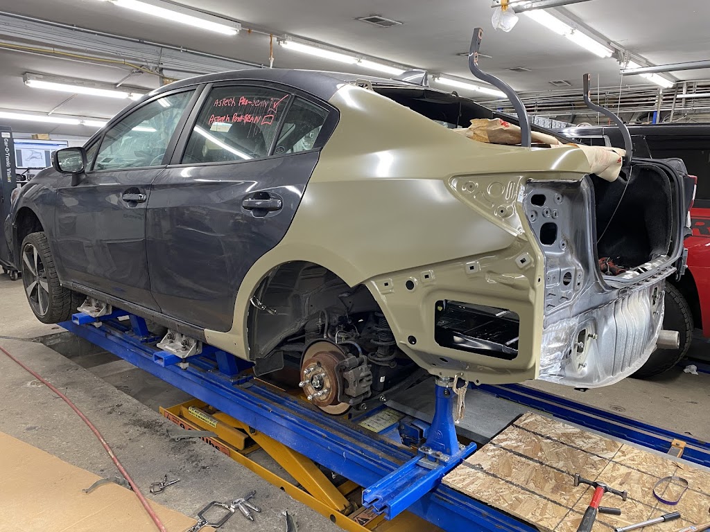 Auto body shop in Brewster